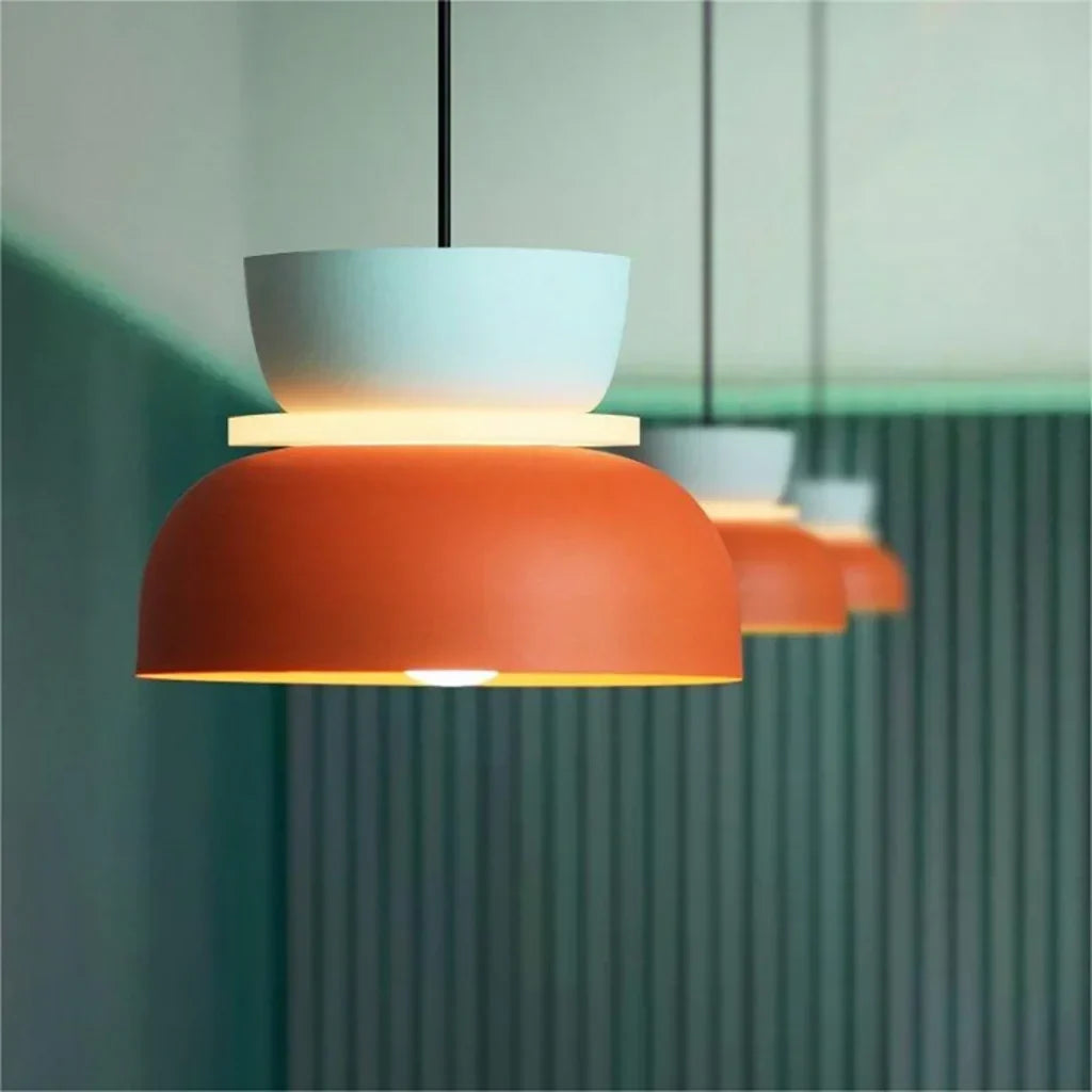 Nordische Pendelleuchte mit Farbblock-Design für moderne Räume