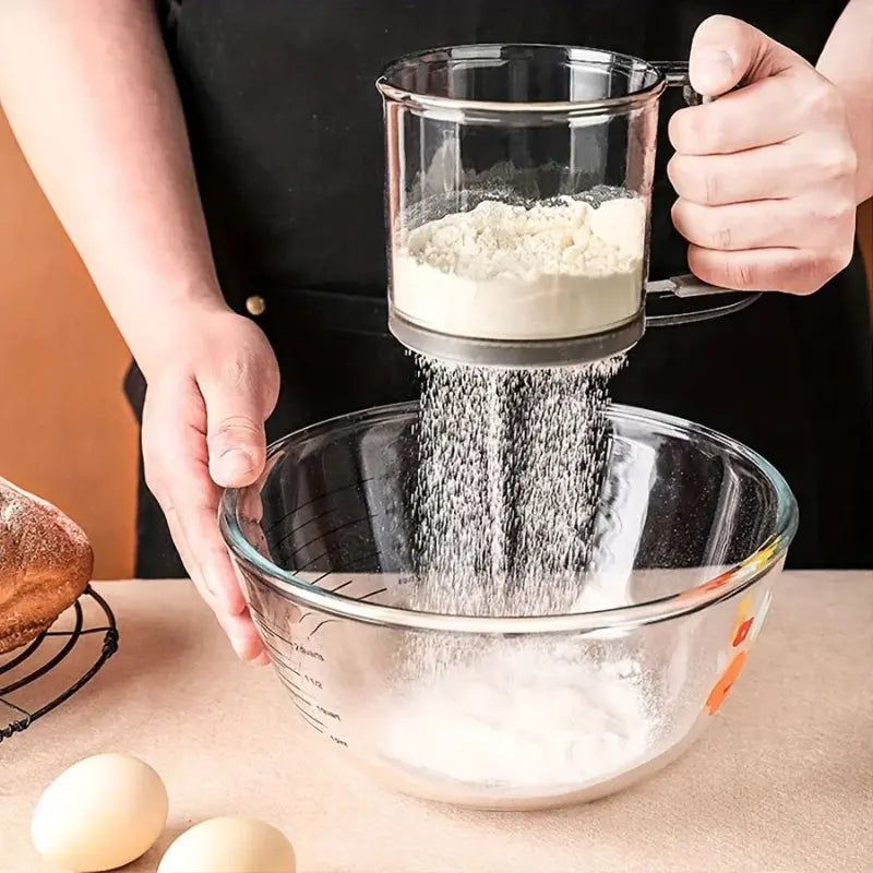 Mehlsieb mit Quetschgriff – 250 ml Backsieb product image 4