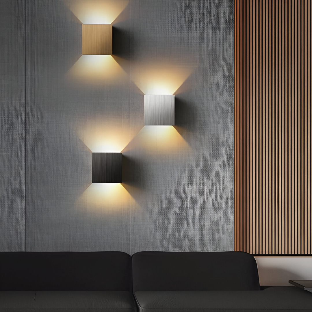 Wall Light with USB & Mains Connection – Warm & Cool White