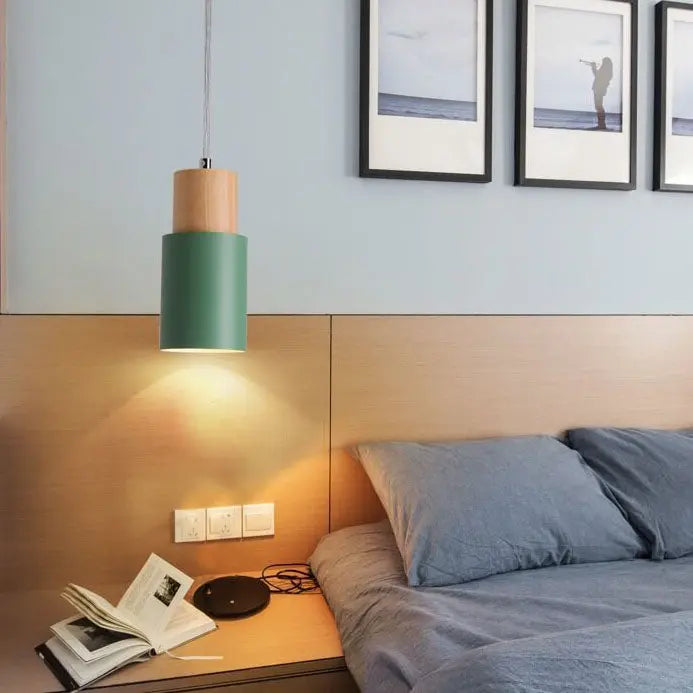 Pendelleuchte aus Metall und Holz product image 7