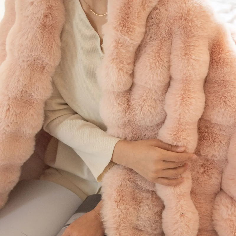 Extra-thick plush blanket for the sofa and bed – Warm winter blanket