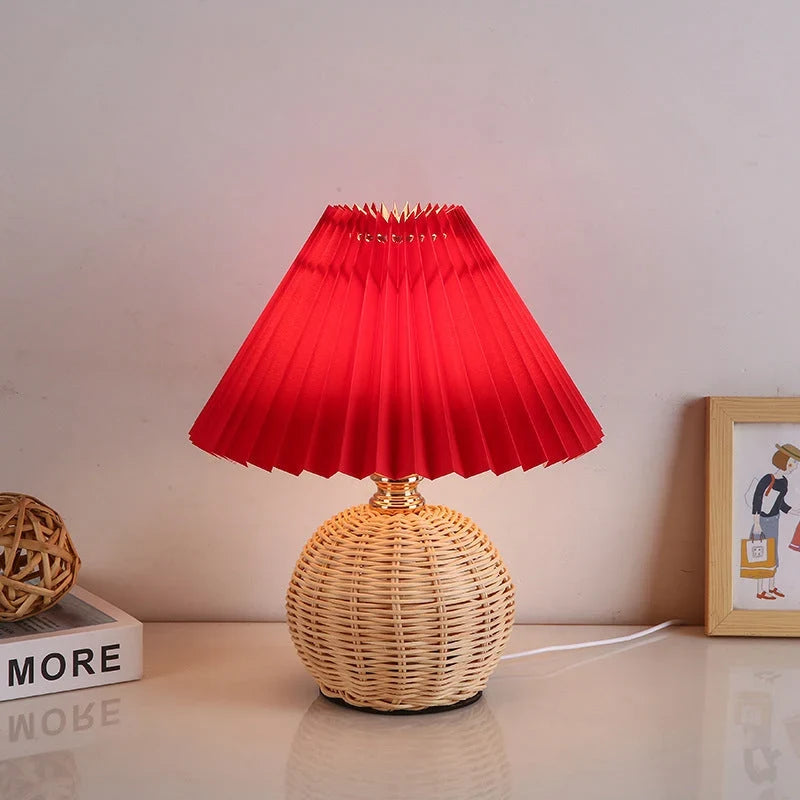 mit Rattansockel und Stoffschirm – USB-betrieben
