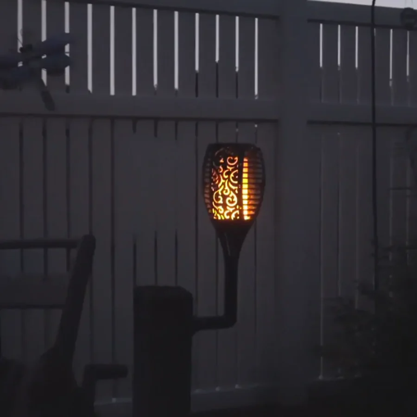 Solar Gartenfackeln LED – stimmungsvolles Licht für Außenbereiche