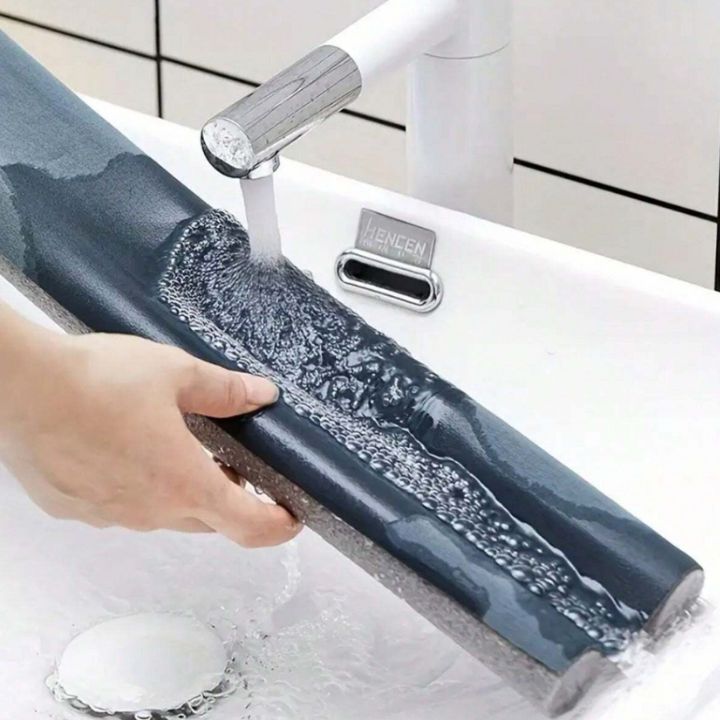 Slip-on door draft stopper - soundproofing and thermal insulation