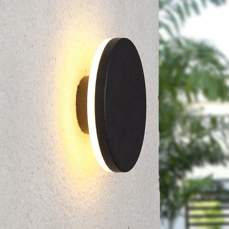 LED aluminum wall light for indoors and outdoors - minimalist