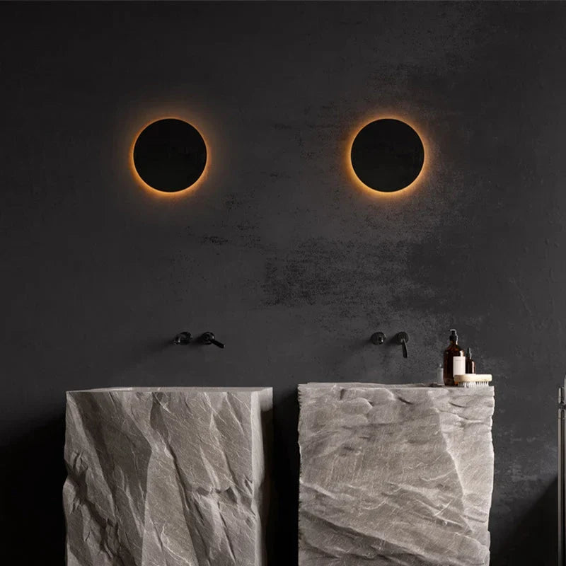 LED aluminum wall light for indoors and outdoors - minimalist