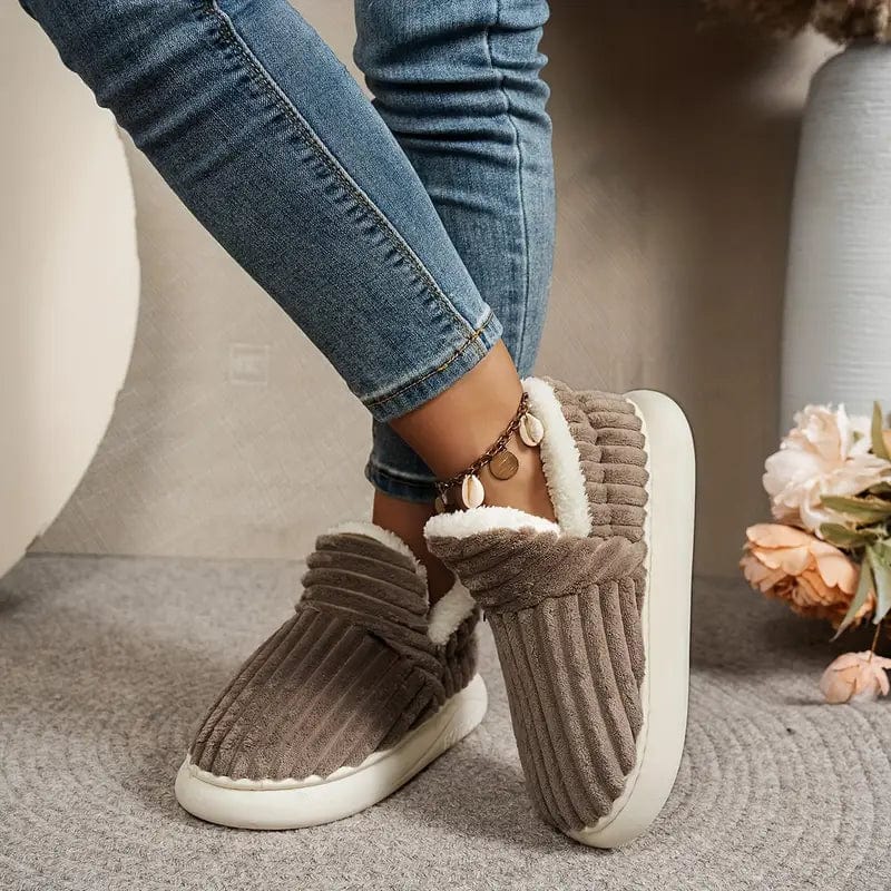 Warm unisex winter slippers with plush lining for the whole family
