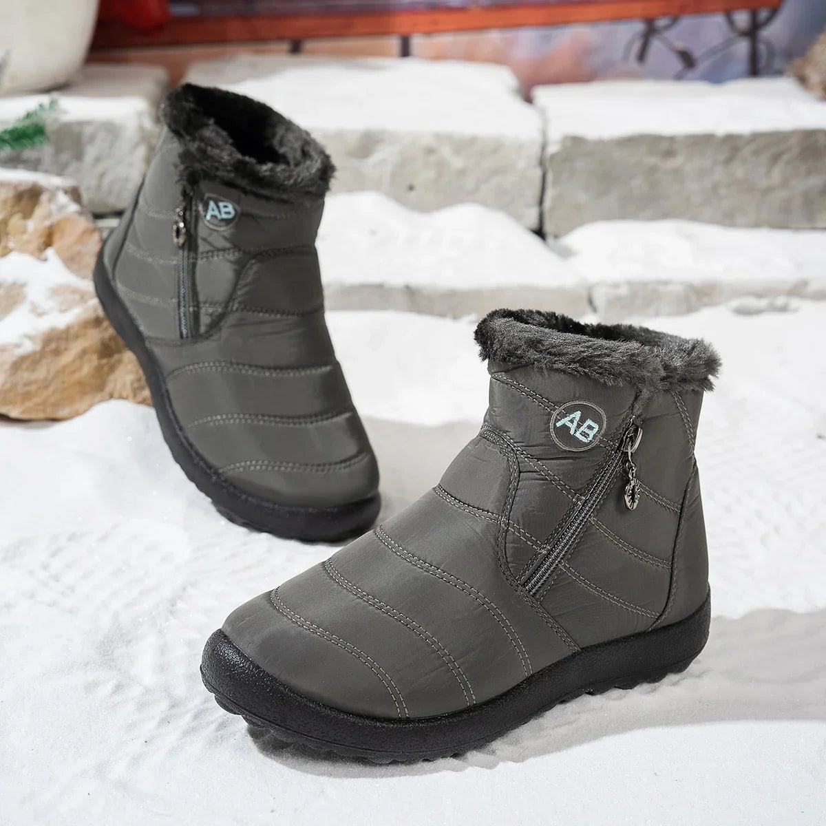 Damen Winterstiefel wasserdicht mit Kunstfell-Futter und Antirutschsohle