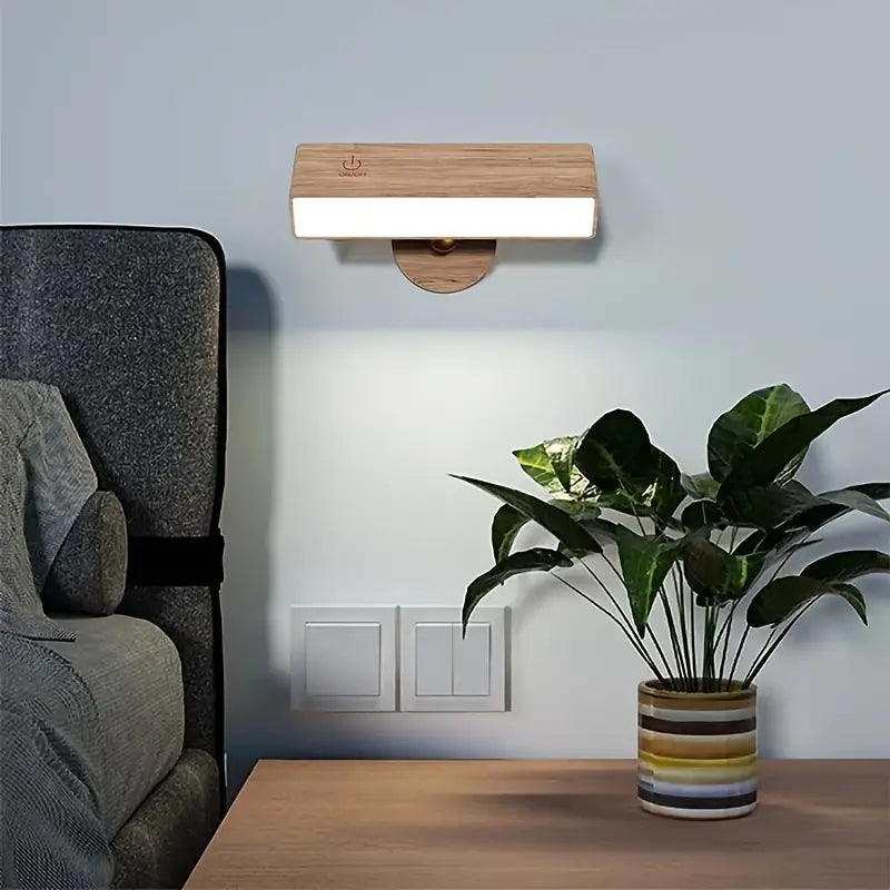 Wireless wall lamp with a wood finish - rechargeable and dimmable