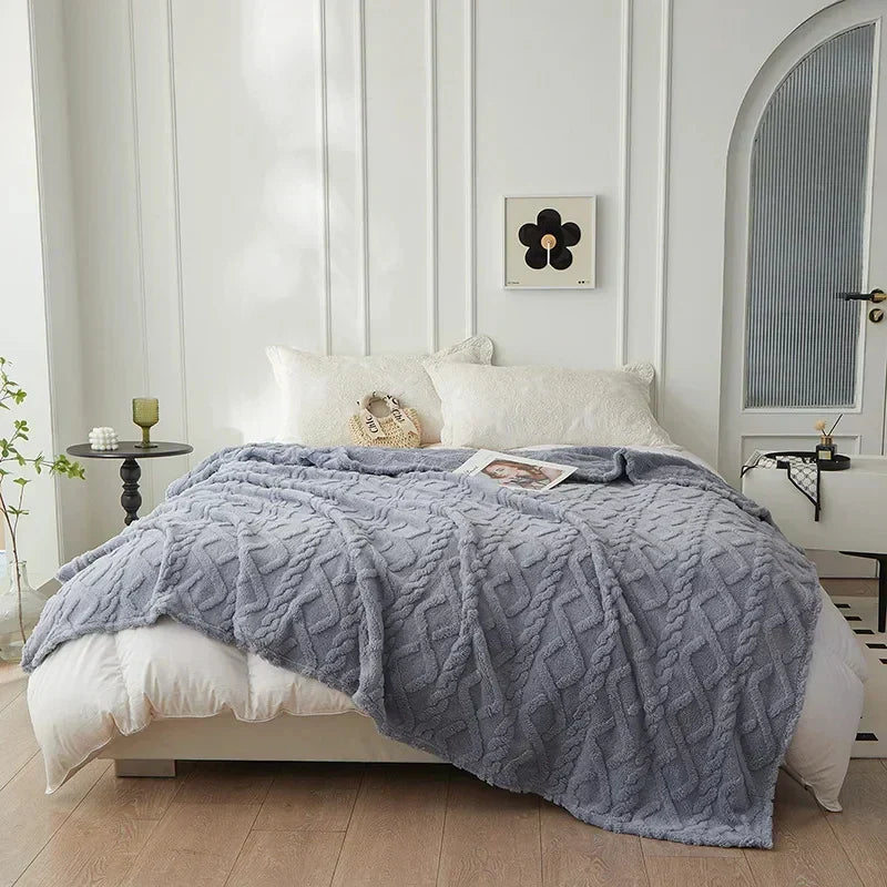 Reversible lambswool flannel blanket - warm and cozy on both sides