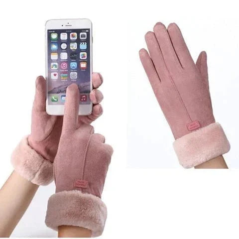Heated women's gloves with touchscreen functionality and adjustable heat
