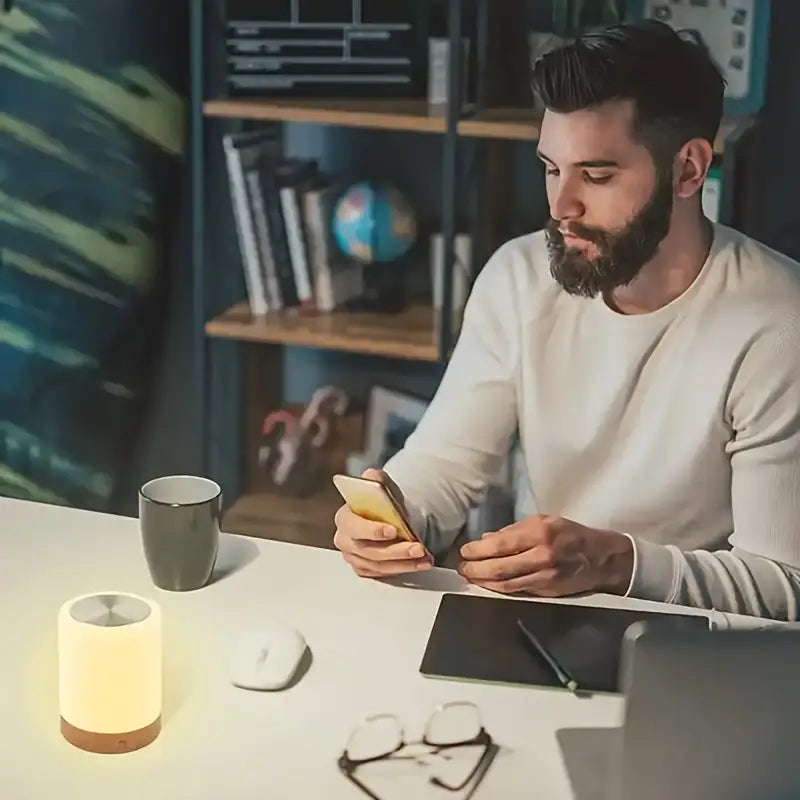 Dimmable LED night light with color-changing feature for bedrooms