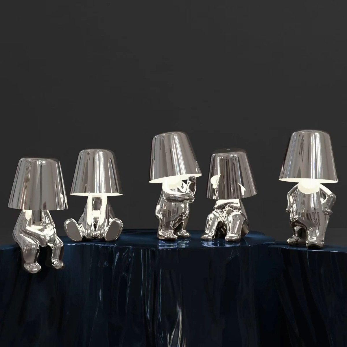 Dimmable LED table lamp made of metal and acrylic - modern design