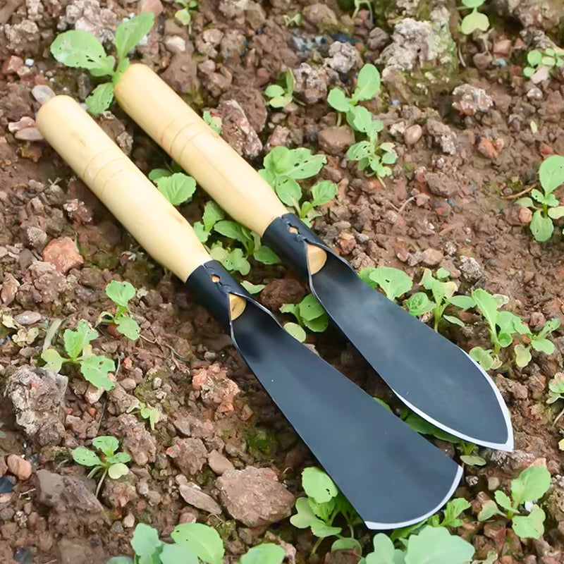 Stainless steel spade with wooden handle – garden tool for hard soils