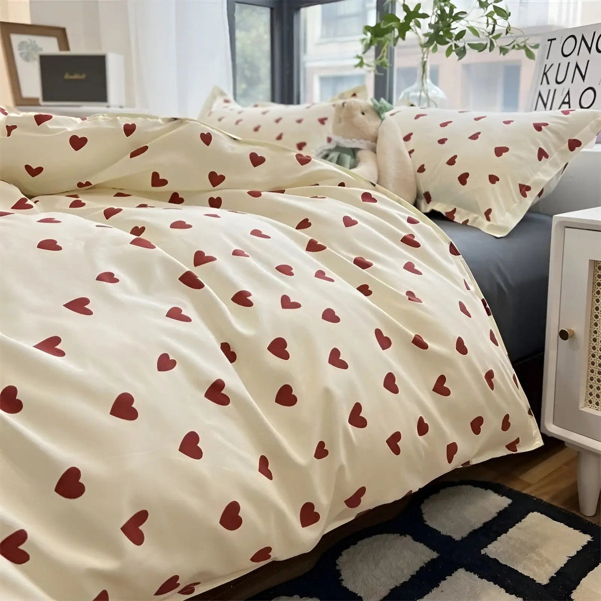 Heart-pattern bedding set – 100% cotton for romantic bedrooms