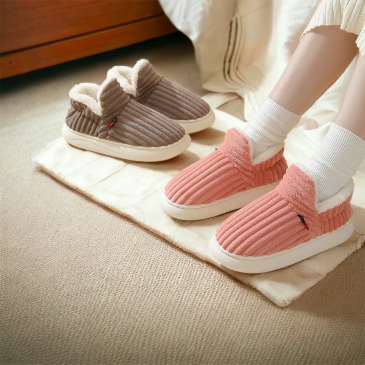 Warm winter slippers with fleece lining and non-slip sole