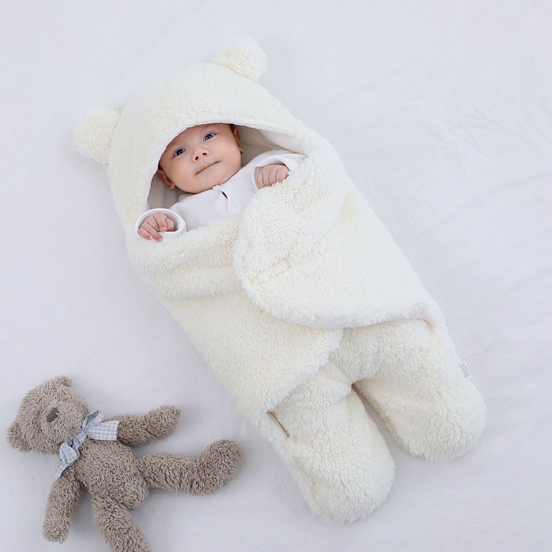 Baby swaddle sack with hook-and-loop fastening – soft and breathable