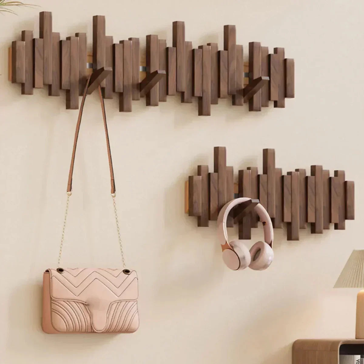 Wooden wall hook – stylish and space-saving for every room