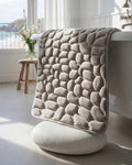 Quick-drying bath mat with non-slip backing