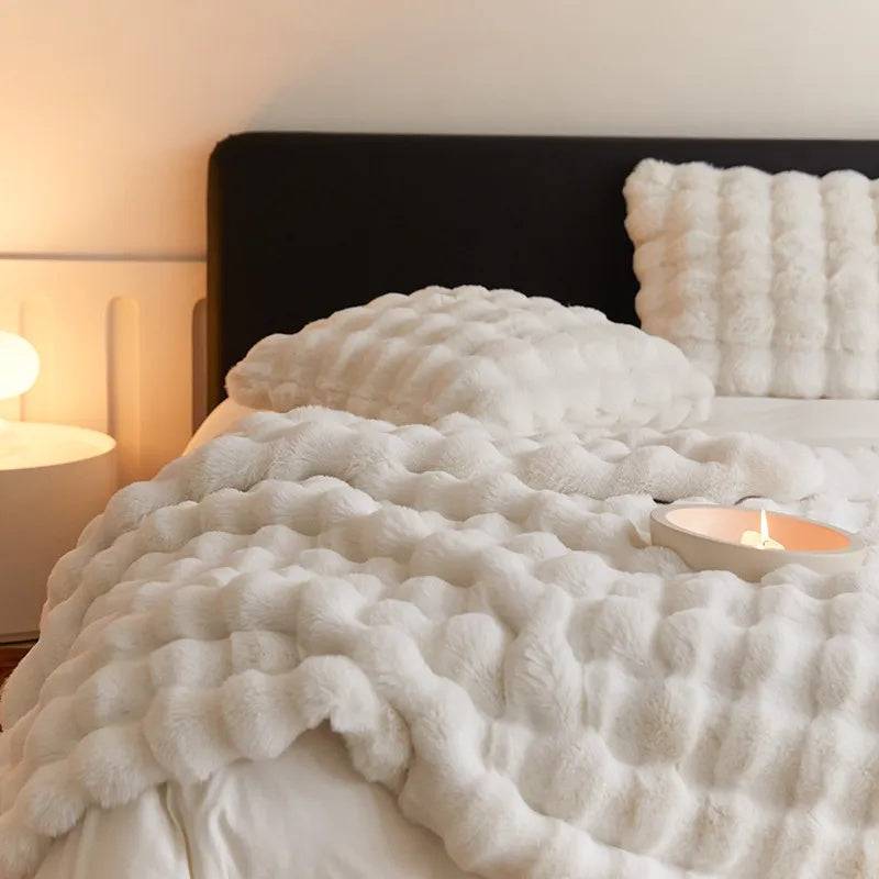 Faux Fur Blanket - Extra Soft Cozy Blanket for Every Season