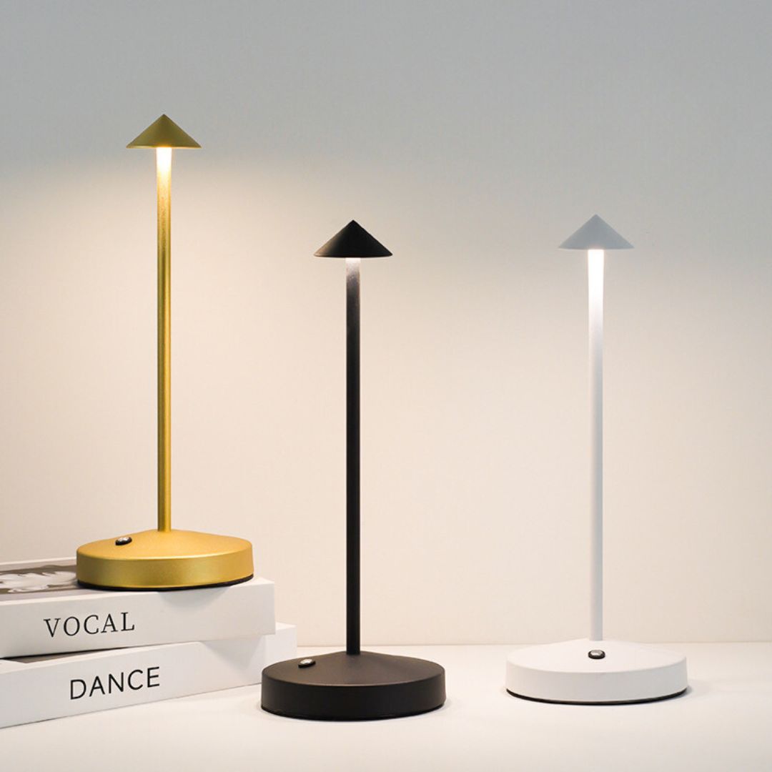Dimmable cordless LED table lamp - flexible and rechargeable
