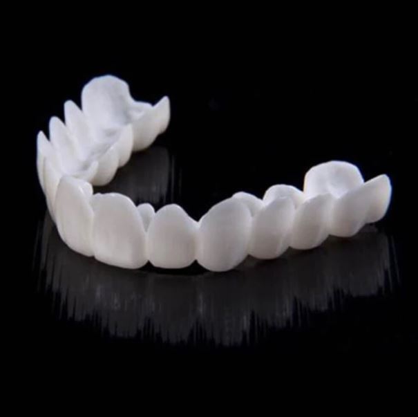 Kosmetisches Zahn Cover für gleichmäßiges Zahnbild product image 6