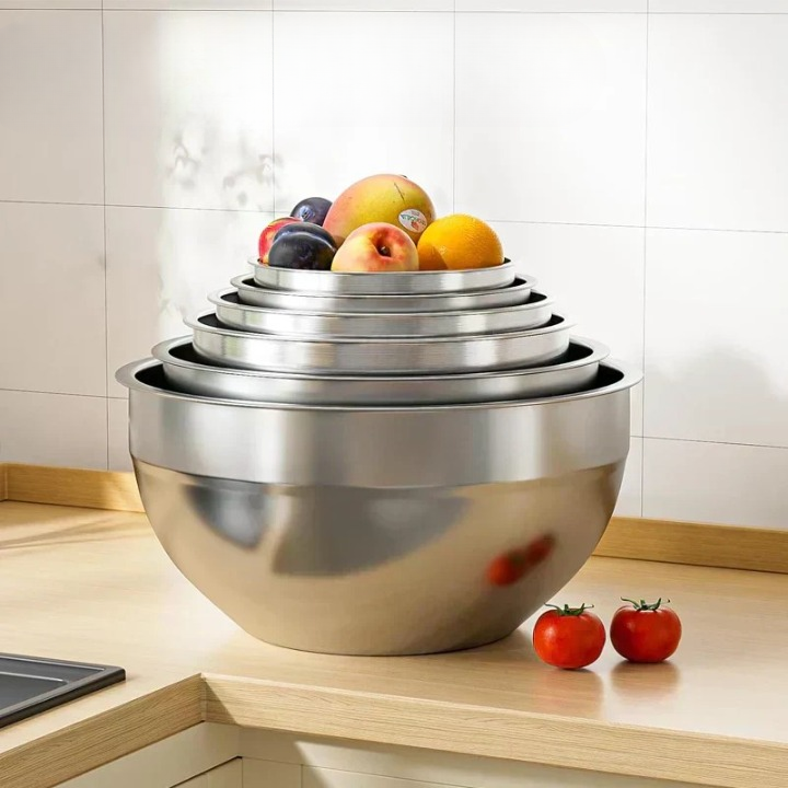 Schüssel Set 6-teilig mit Deckeln und Reibeaufsätzen