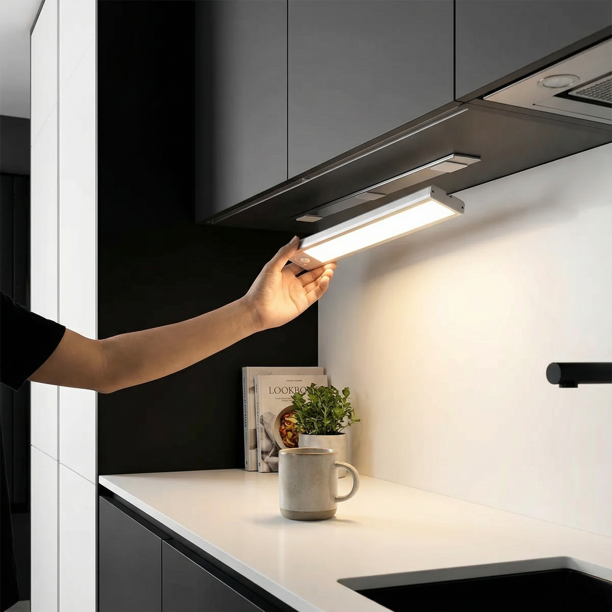 Wireless LED under-cabinet light with motion sensor